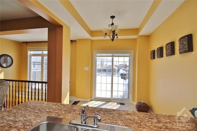 871 Kennacraig Private, Townhouse with 3 bedrooms, 3 bathrooms and 3 parking in Ottawa ON | Image 13