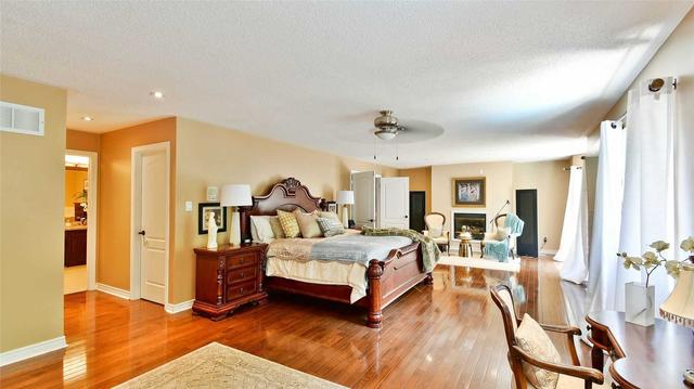 81 Woodview Dr, House detached with 5 bedrooms, 4 bathrooms and 11 parking in Pickering ON | Image 15