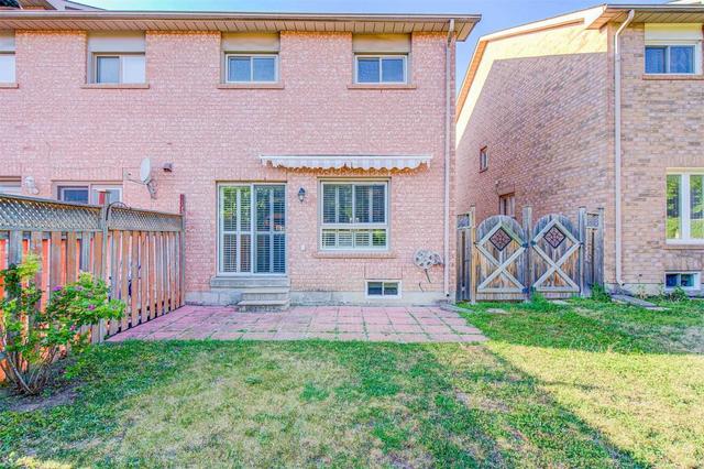 79 Roseheath Dr, House attached with 3 bedrooms, 3 bathrooms and 3 parking in Vaughan ON | Image 15