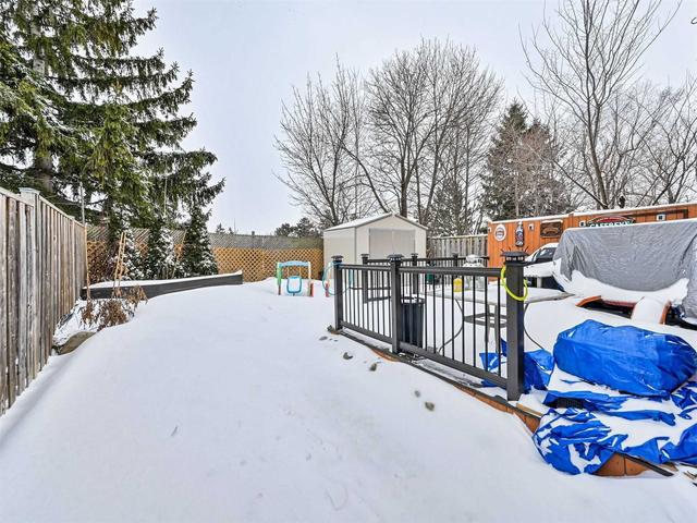 45 Newlyn Cres, House semidetached with 3 bedrooms, 2 bathrooms and 4 parking in Brampton ON | Image 24