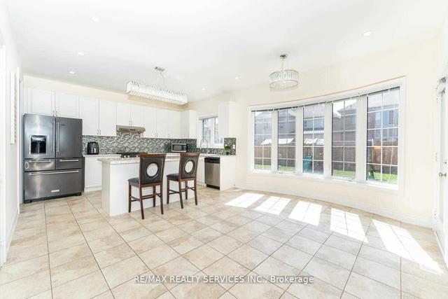 22 Templar St, House detached with 5 bedrooms, 5 bathrooms and 6 parking in Brampton ON | Image 38