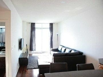 1507 - 70 Absolute Ave, Condo with 1 bedrooms, 1 bathrooms and 1 parking in Mississauga ON | Image 3