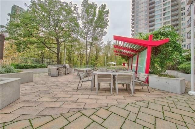 302 - 25 Town Centre Crt, Condo with 2 bedrooms, 2 bathrooms and 1 parking in Toronto ON | Image 8