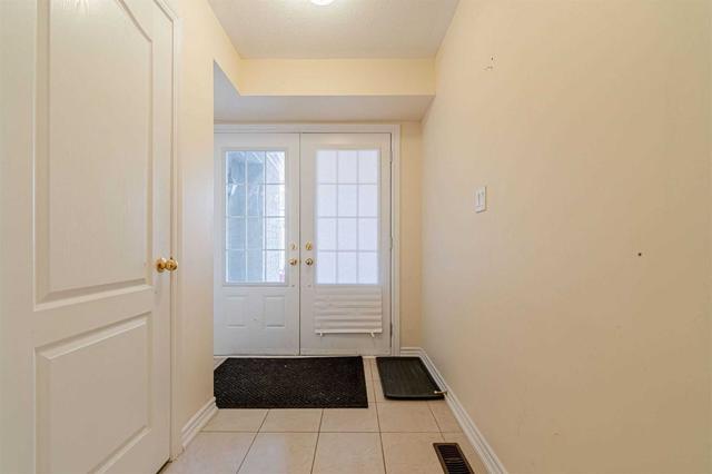 48 Miami Grve, House attached with 3 bedrooms, 4 bathrooms and 2 parking in Brampton ON | Image 33