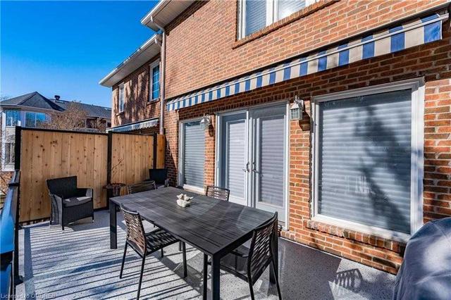220 Robinson St, House attached with 3 bedrooms, 3 bathrooms and 2 parking in Oakville ON | Image 31