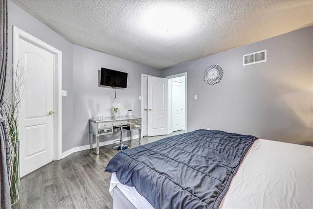 5 Urbana Rd, House attached with 3 bedrooms, 4 bathrooms and 2 parking in Brampton ON | Image 10