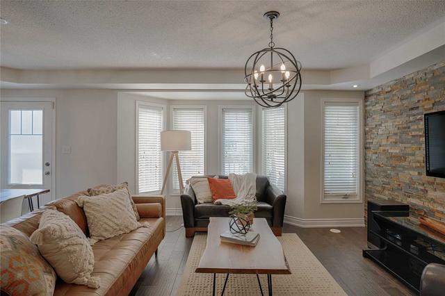 58 - 3050 Rotary Way, Townhouse with 2 bedrooms, 3 bathrooms and 2 parking in Burlington ON | Image 3
