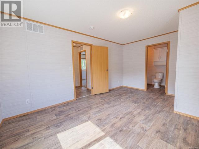 464 Orca Cres, House other with 2 bedrooms, 2 bathrooms and 2 parking in Ucluelet BC | Image 18