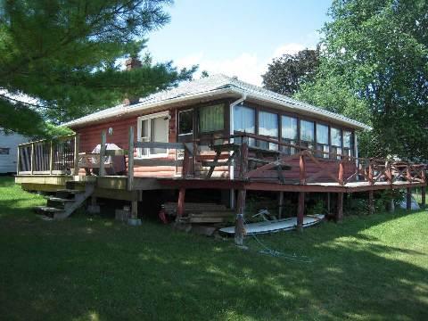 80 Daytonia Beach Rd, House detached with 1 bedrooms, 1 bathrooms and 3 parking in Kawartha Lakes ON | Image 1