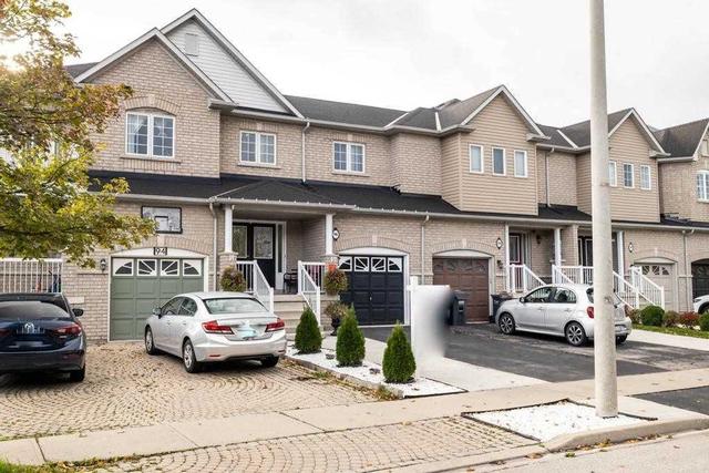 96 Brussels Ave W, House attached with 3 bedrooms, 4 bathrooms and 3 parking in Brampton ON | Image 12