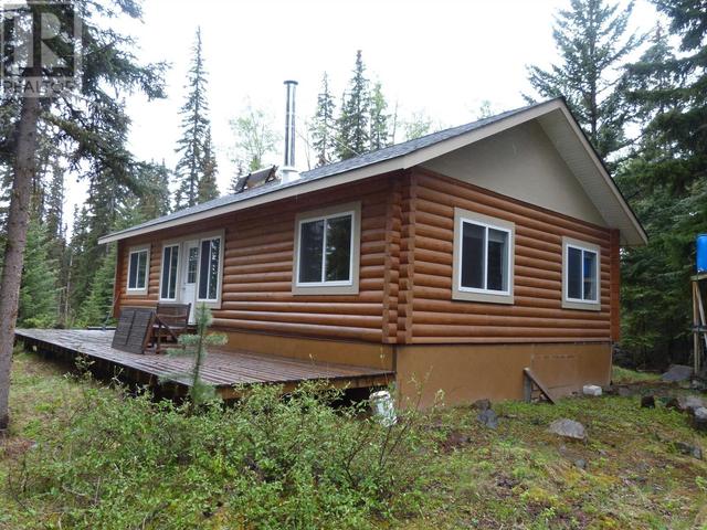 7330 Thomas Road, House detached with 3 bedrooms, 1 bathrooms and null parking in Cariboo L BC | Image 3