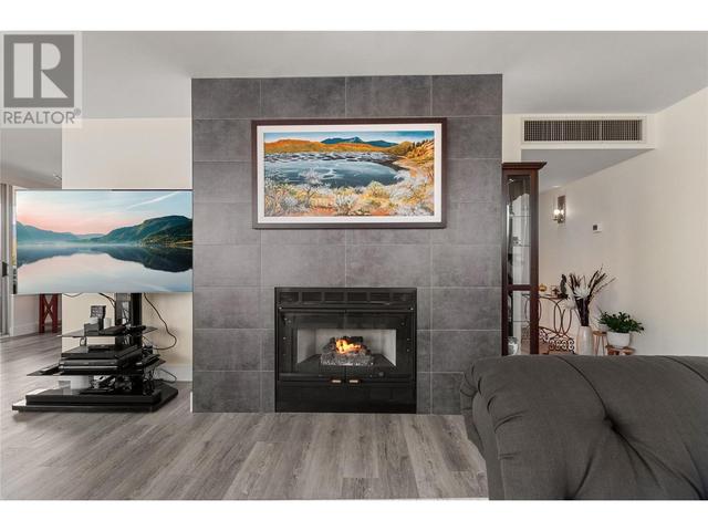 203 - 86 Lakeshore Drive, Condo with 2 bedrooms, 2 bathrooms and 2 parking in Penticton BC | Image 14