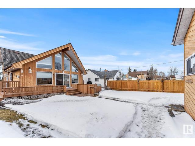 5407 50 Av, House detached with 3 bedrooms, 3 bathrooms and null parking in Alberta Beach AB | Image 28