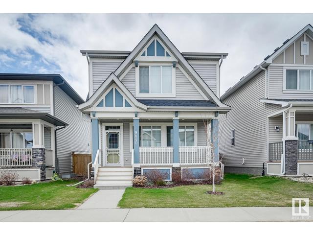 9840 217 St Nw, House detached with 3 bedrooms, 2 bathrooms and null parking in Edmonton AB | Card Image