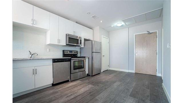 1510 - 1 Victoria St S, Condo with 1 bedrooms, 1 bathrooms and 1 parking in Kitchener ON | Image 4