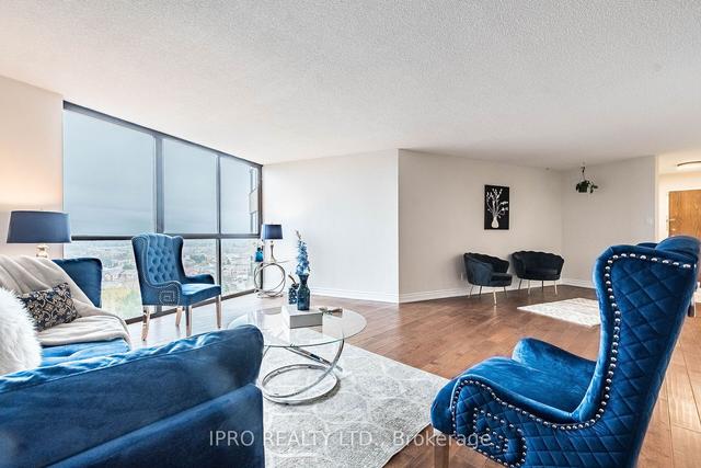 1001 - 4235 Sherwoodtowne Blvd, Condo with 3 bedrooms, 3 bathrooms and 1 parking in Mississauga ON | Image 5