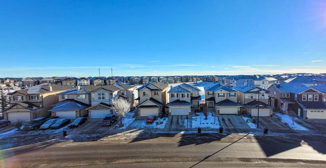 2412 - 1140 Taradale Drive Ne, Condo with 2 bedrooms, 2 bathrooms and 1 parking in Calgary AB | Image 32