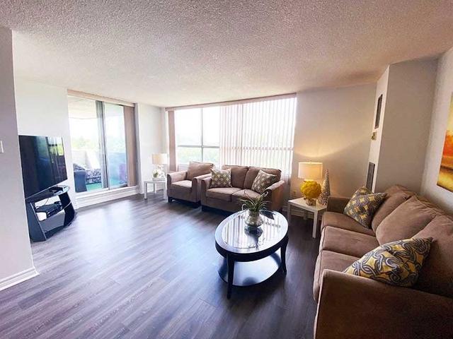 501 - 40 Panorama Crt, Condo with 3 bedrooms, 2 bathrooms and 1 parking in Toronto ON | Image 17