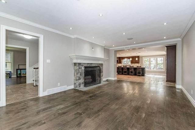 204 Mohawk Ave, House detached with 7 bedrooms, 6 bathrooms and 8 parking in Waterloo ON | Image 37