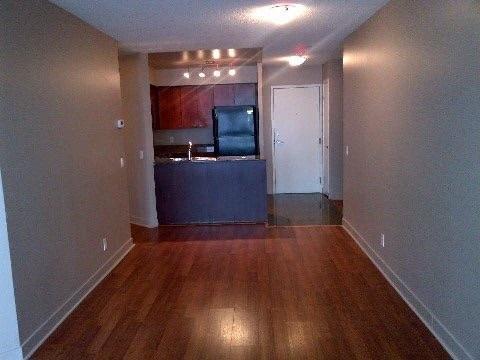 608 - 361 Front St W, Condo with 2 bedrooms, 2 bathrooms and 1 parking in Toronto ON | Image 7
