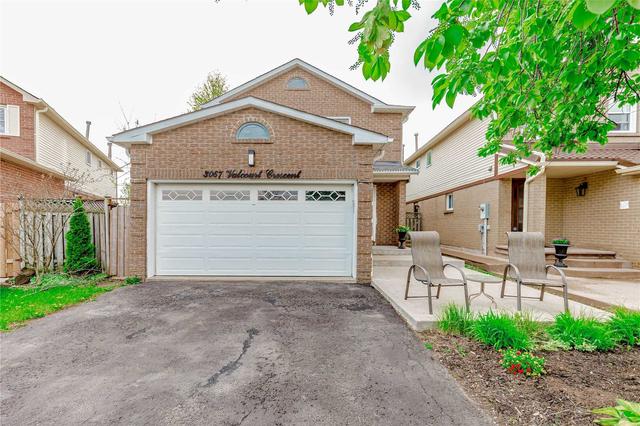3067 Valcourt Cres, House detached with 3 bedrooms, 4 bathrooms and 6 parking in Mississauga ON | Image 1