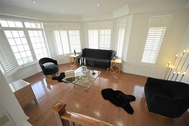186 Rossi Dr, House detached with 5 bedrooms, 4 bathrooms and 4 parking in Vaughan ON | Image 19