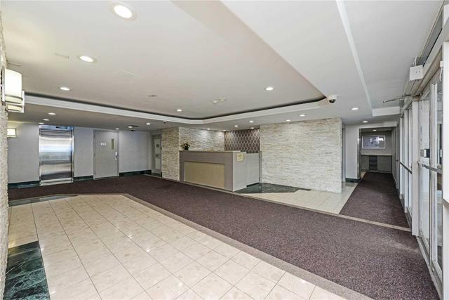 308 - 41 Markbrook Lane, Condo with 2 bedrooms, 2 bathrooms and 1 parking in Toronto ON | Image 11