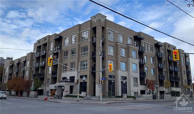 307 - 429 Kent Street, Condo with 2 bedrooms, 2 bathrooms and 1 parking in Ottawa ON | Image 1