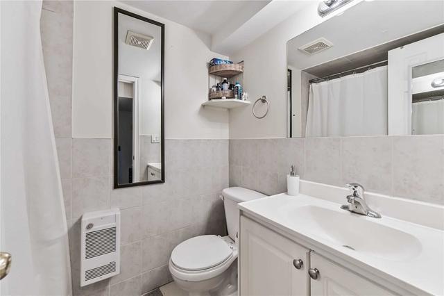 775 Ossington Ave, House detached with 6 bedrooms, 7 bathrooms and 3 parking in Toronto ON | Image 32