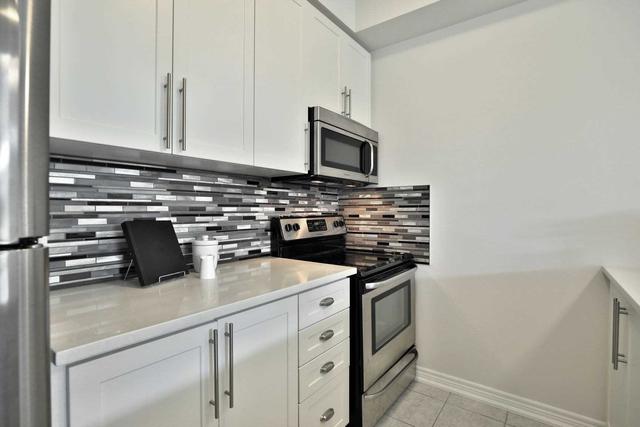 10 - 5056 New St, Townhouse with 3 bedrooms, 3 bathrooms and 2 parking in Burlington ON | Image 2