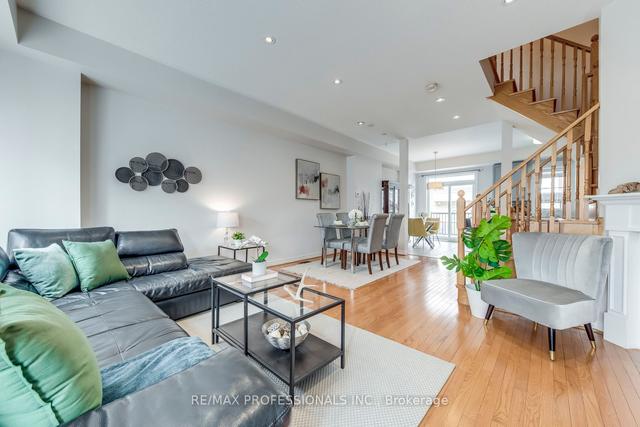 102 Ramage Lane, House attached with 3 bedrooms, 3 bathrooms and 2 parking in Toronto ON | Image 5