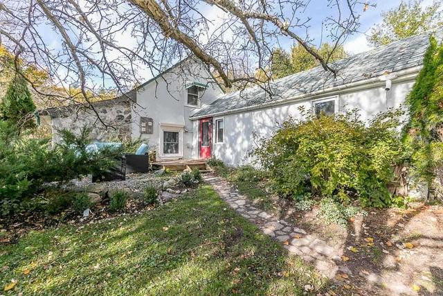 2872 Mount Albert Rd, House detached with 2 bedrooms, 1 bathrooms and 2 parking in East Gwillimbury ON | Image 1