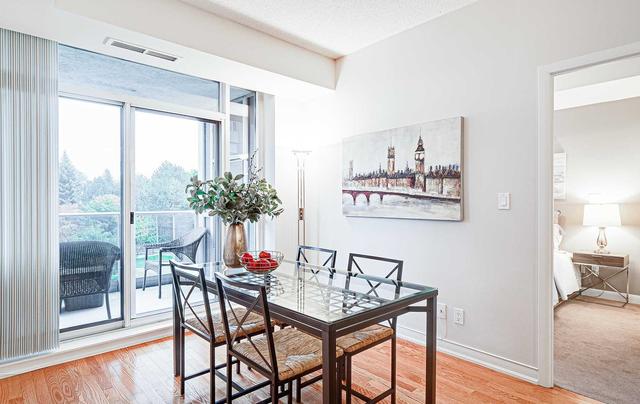 306 - 5791 Yonge St, Condo with 2 bedrooms, 1 bathrooms and 1 parking in Toronto ON | Image 2