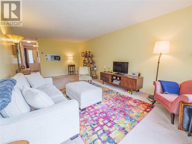 306 - 250 Hemlock St, Condo with 2 bedrooms, 1 bathrooms and 1 parking in Ucluelet BC | Image 2