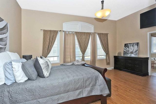 29 Brice Dr, House detached with 4 bedrooms, 3 bathrooms and 4 parking in Ajax ON | Image 10