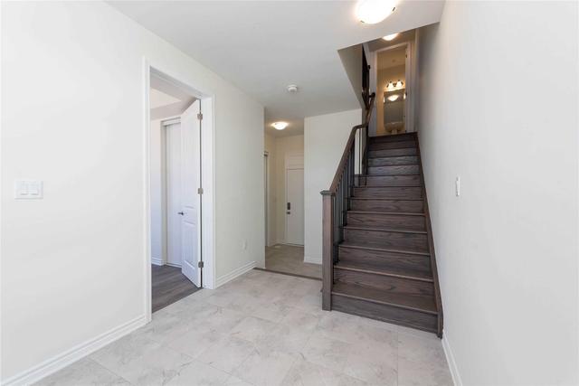 24 Summer Wind Lane, Townhouse with 4 bedrooms, 4 bathrooms and 2 parking in Brampton ON | Image 12