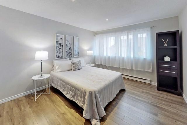 166 - 1055 Dundas St E, Townhouse with 3 bedrooms, 2 bathrooms and 1 parking in Mississauga ON | Image 5