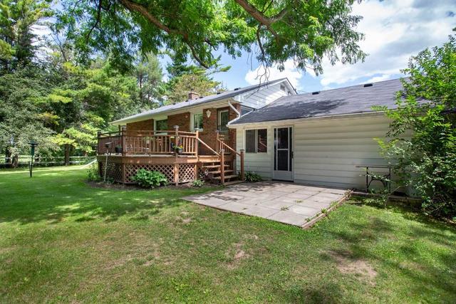 349 Angeline St, House detached with 2 bedrooms, 1 bathrooms and 7 parking in Kawartha Lakes ON | Image 27