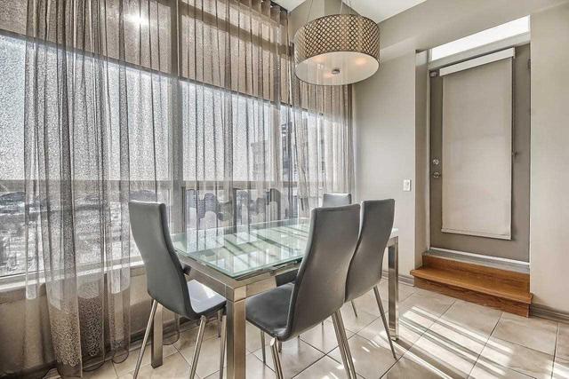 Lph09 - 50 Disera Dr, Condo with 3 bedrooms, 2 bathrooms and 1 parking in Vaughan ON | Image 17