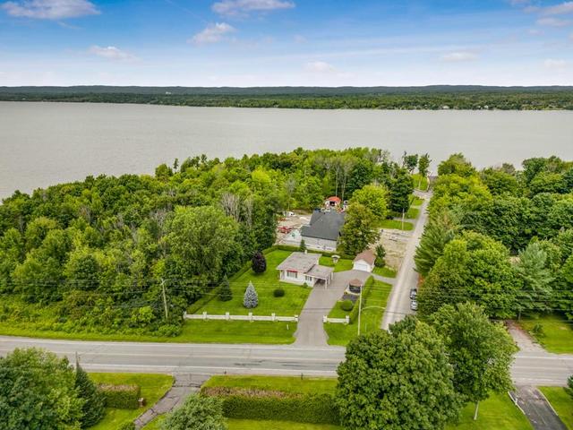 2897 Front Road, House detached with 3 bedrooms, 2 bathrooms and 4 parking in East Hawkesbury ON | Image 8