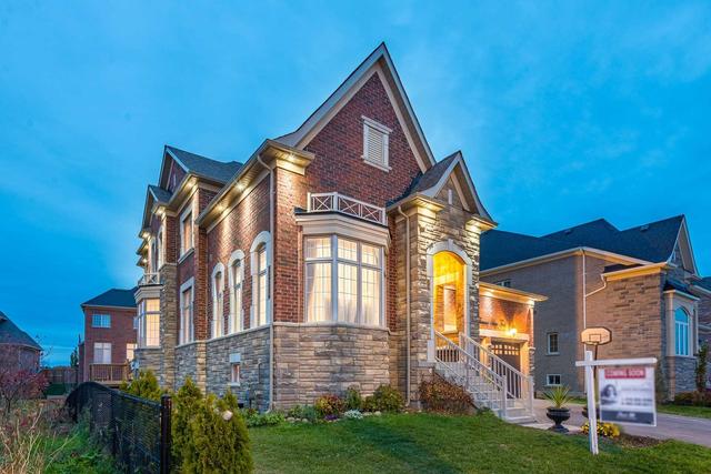 68 Fairmont Ridge Tr, House detached with 5 bedrooms, 4 bathrooms and 5 parking in King ON | Image 24