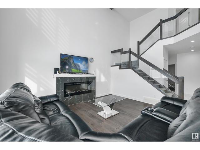8548 223 St Nw, House detached with 3 bedrooms, 2 bathrooms and null parking in Edmonton AB | Image 11