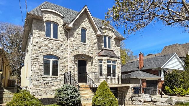 222 Florence Ave, House detached with 4 bedrooms, 5 bathrooms and 4 parking in Toronto ON | Image 1