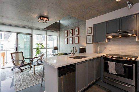 318 - 954 King St W, Condo with 1 bedrooms, 2 bathrooms and 1 parking in Toronto ON | Image 3