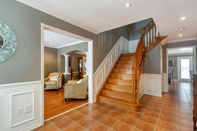 41 Selkirk Dr, House detached with 4 bedrooms, 4 bathrooms and 4 parking in Whitby ON | Image 37