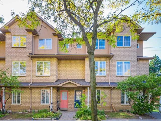 7 - 10 St Moritz Way, Townhouse with 3 bedrooms, 3 bathrooms and 2 parking in Markham ON | Image 1
