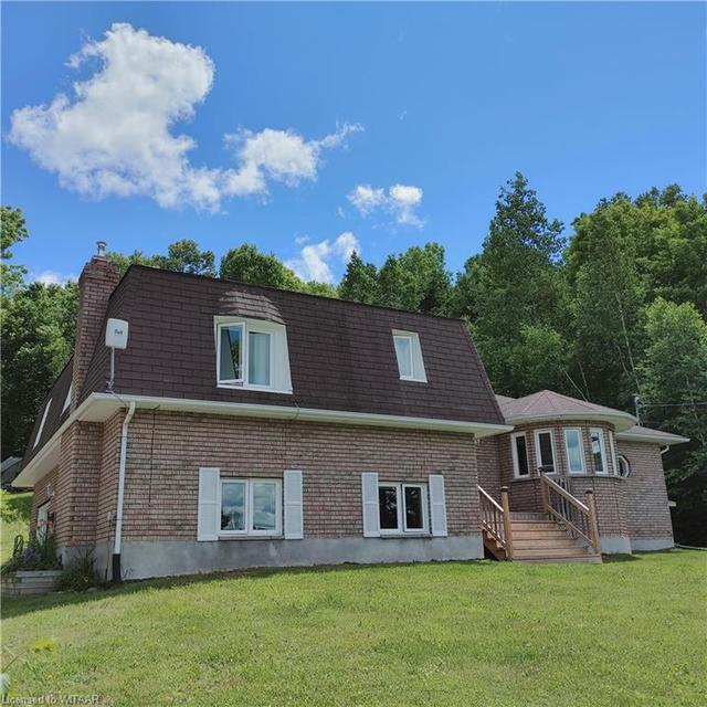 7274 Highway 534 Highway, House detached with 3 bedrooms, 2 bathrooms and 14 parking in Parry Sound, Unorganized, Centre Part ON | Image 1