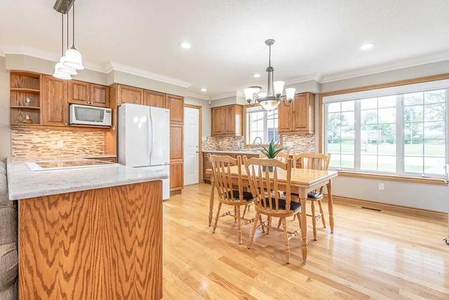 9289 Highway 12, House detached with 2 bedrooms, 2 bathrooms and 60 parking in Oro Medonte ON | Image 21
