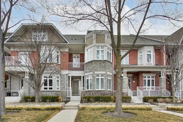 139 St Lawrence Dr, Townhouse with 3 bedrooms, 3 bathrooms and 2 parking in Mississauga ON | Image 1