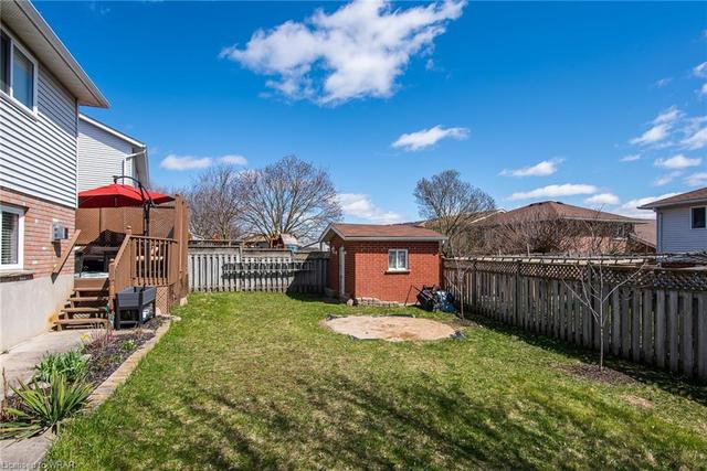51 Hedgestone Crescent, House detached with 3 bedrooms, 2 bathrooms and 4 parking in Kitchener ON | Image 2